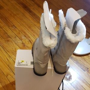 Nine West girl boots size 3M